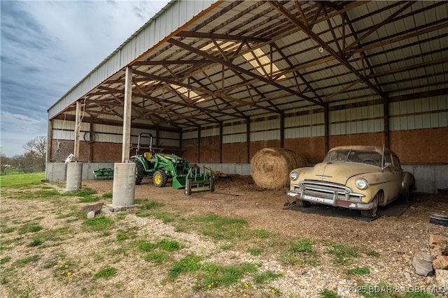 14671 Old Marvin Rd, Versailles, MO 65084 - view of stable