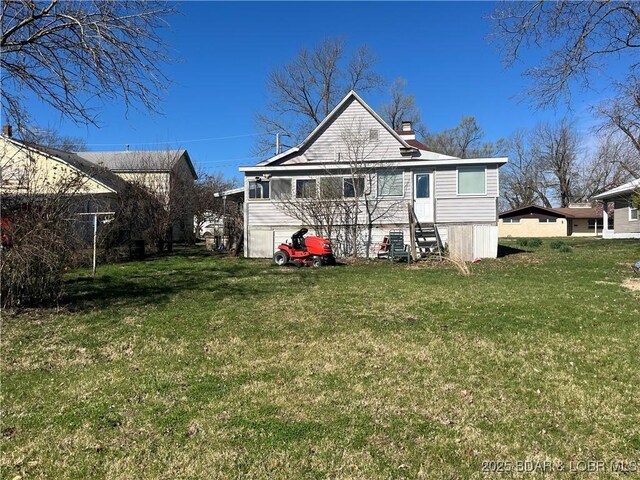 310 Vanburen St, Versailles, MO 65084 - photo 14