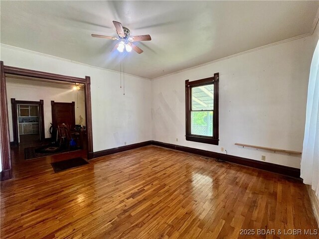 310 Vanburen St, Versailles, MO 65084 - photo 3