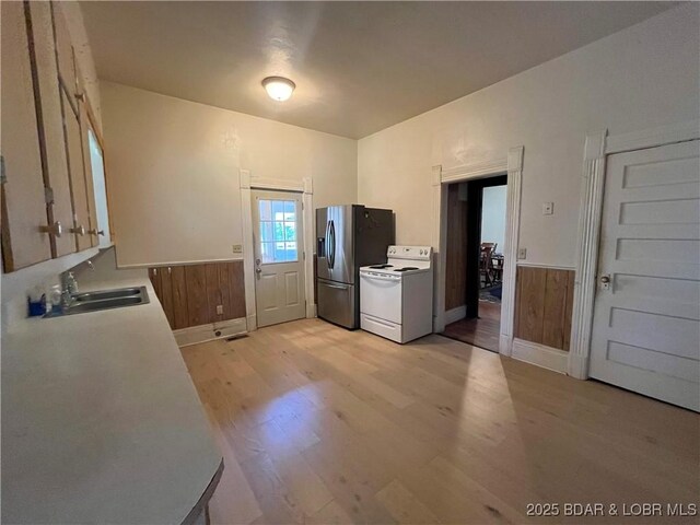 310 Vanburen St, Versailles, MO 65084 - photo 12