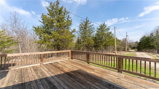 15 Rose Wind Ln, Brumley, MO 65017 - view of deck