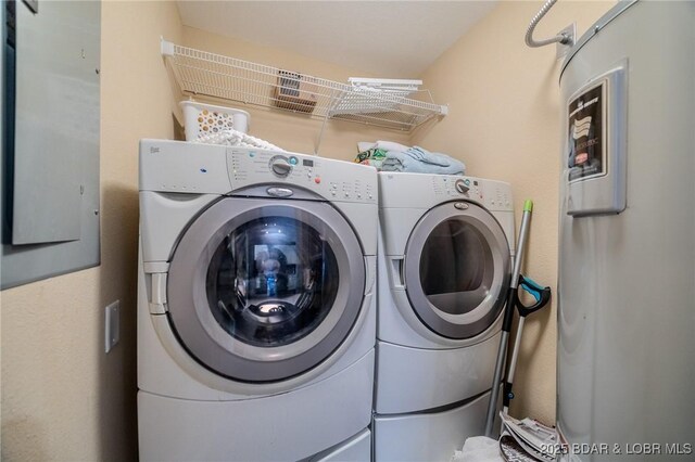 1359 Seascape Ln Unit A-501, Osage Beach, MO 65065 - laundry area with washing machine and clothes dryer