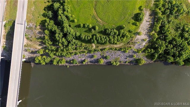 290 Osage River Bridge Rd, Lake Ozark, MO 65049