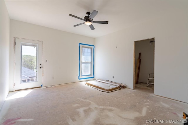 25 Sam Dr, Kaiser, MO 65047 - unfurnished room featuring ceiling fan