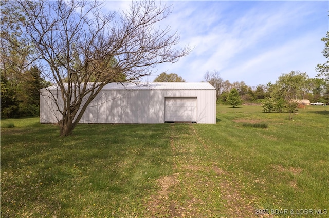9 Gage Rd, Eldon, MO 65026 - view of outdoor structure featuring an outbuilding