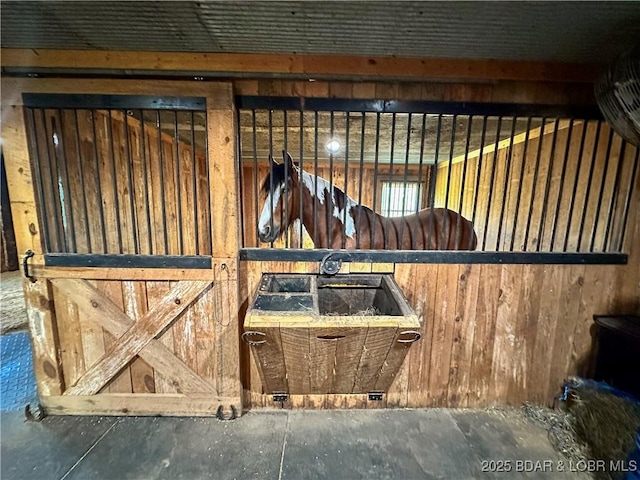 69985 US Highway 50, Tipton, MO 65081 - view of stable