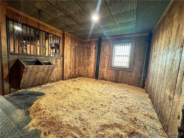 69985 US Highway 50, Tipton, MO 65081 - view of horse barn