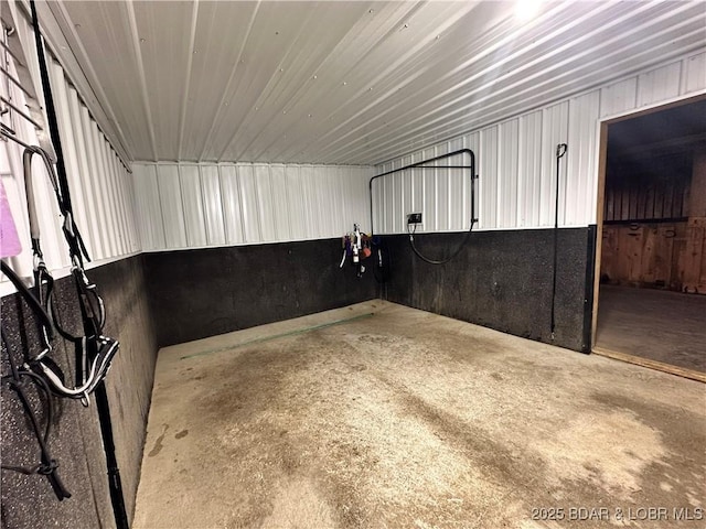 69985 US Highway 50, Tipton, MO 65081 - view of horse barn