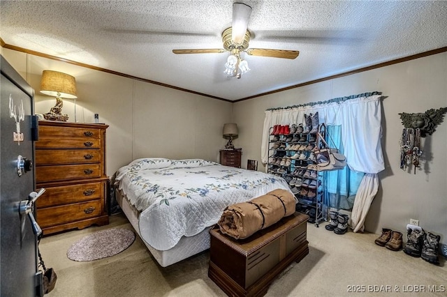122 Simpson Rd, Urbana, MO 65767 - bedroom featuring crown molding, a textured ceiling, and ceiling fan