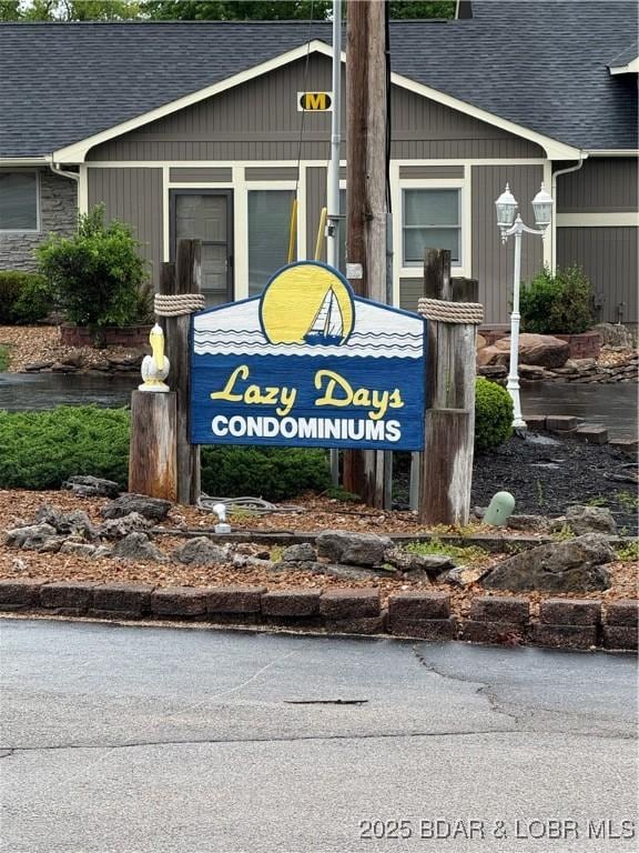 611 Lazy Days Rd Unit R-5, Osage Beach, MO 65065 - view of community sign
