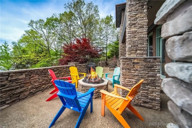 32 Wild Pines Ct, Sunrise Beach, MO 65079 - balcony with a fire pit