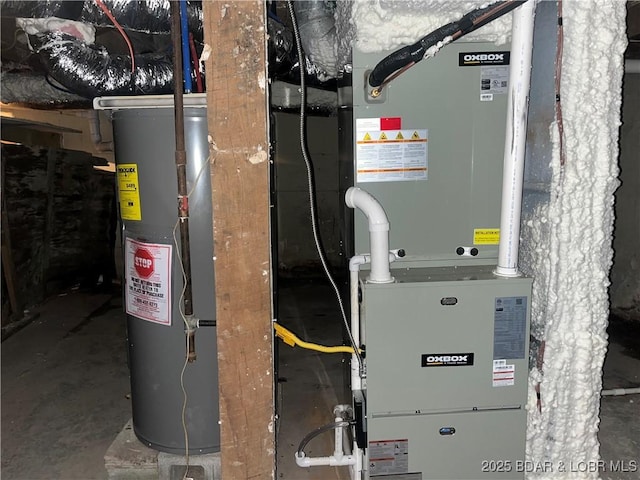 407 Cleveland St, Versailles, MO 65084 - utilities with heating unit and water heater