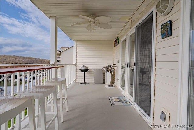 balcony with ceiling fan