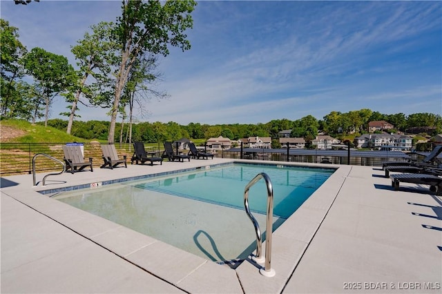 1152 Normandy Rd, Osage Beach, MO 65065 - community pool with a patio area and fence