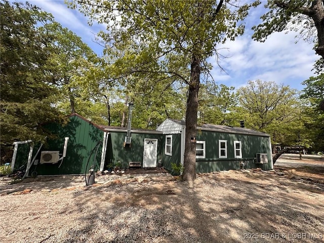 30338 Bent Tree Dr, Warsaw, MO 65355 - manufactured / mobile home with a cooling unit