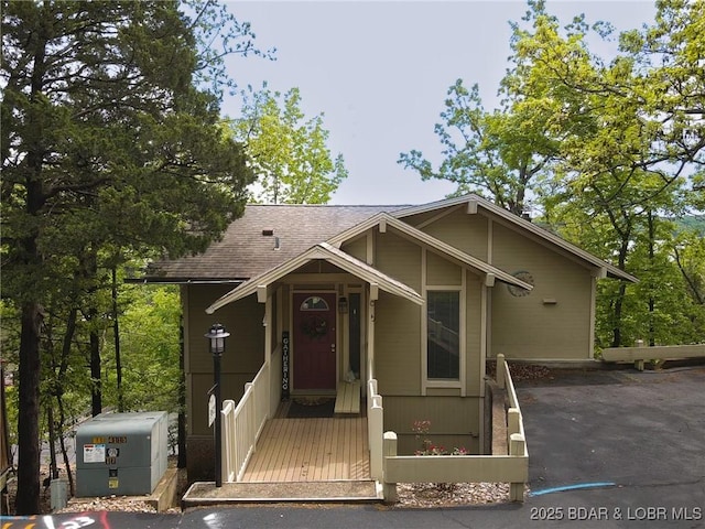 362 Hopetown Dr, Osage Beach, MO 65065 - view of front of house with a shingled roof