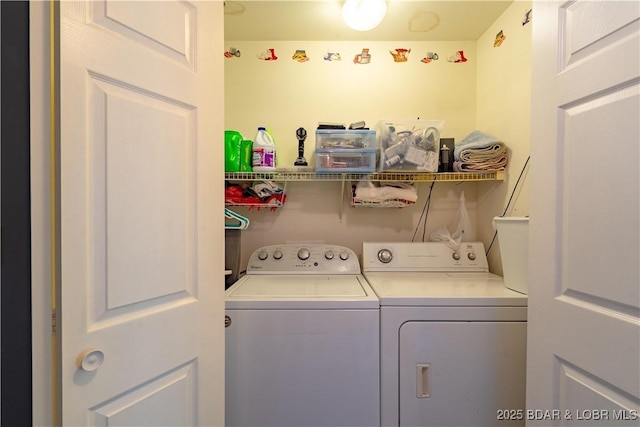 768 Clearwater Dr Unit 2-A, Camdenton, MO 65020 - laundry area with independent washer and dryer