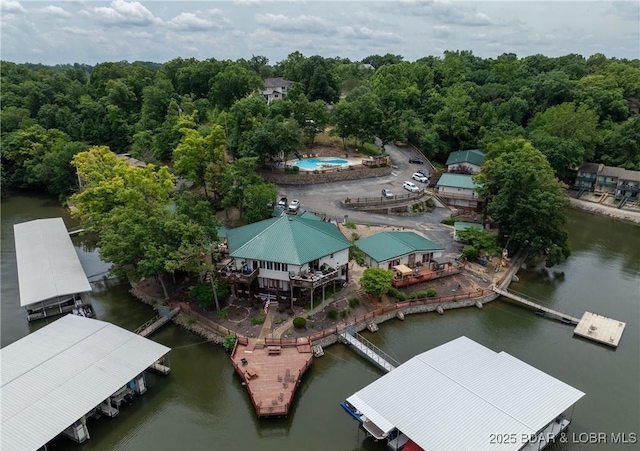 bird's eye view with a water view