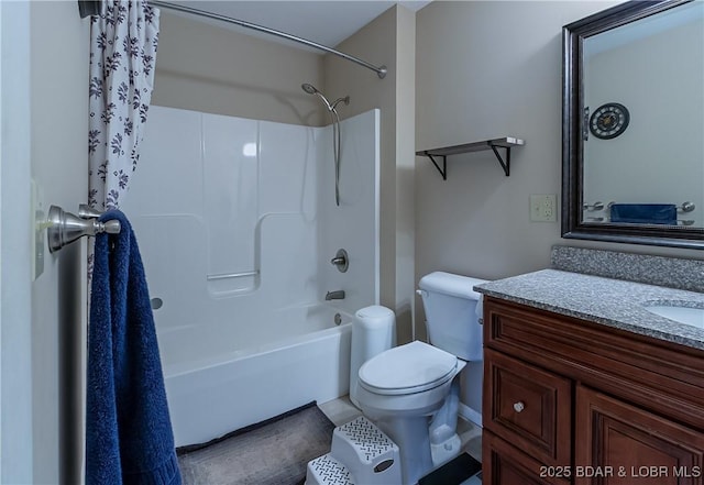 full bath featuring toilet, vanity, and shower / bathtub combination with curtain