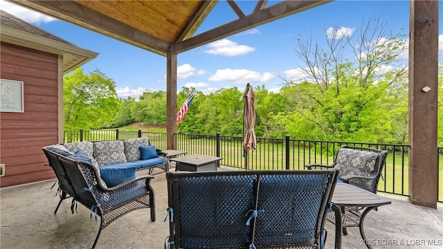484 Hogan Dr, Lake Ozark, MO 65049 - view of patio featuring an outdoor hangout area
