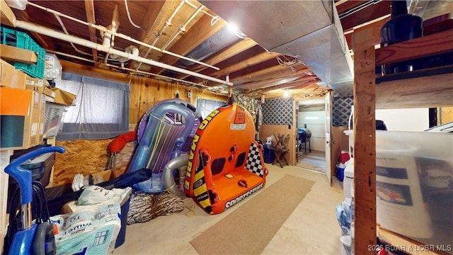 view of unfinished basement