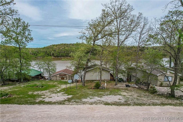 34 Glenmeadows Ct, Linn Creek, MO 65052 - view of front of house