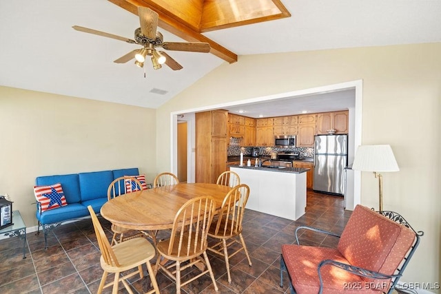 dining area featuring a ceiling fan and recessed lighting