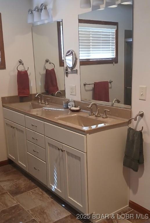 50 Shannon Cir, Sunrise Beach, MO 65079 - full bathroom featuring double vanity