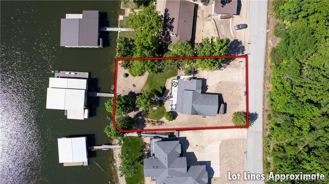 aerial view of property's location with property parcel outlined