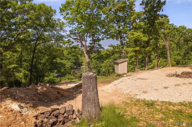 66 Old Shawnee Bend Rd, Sunrise Beach, MO 65079 - view of yard