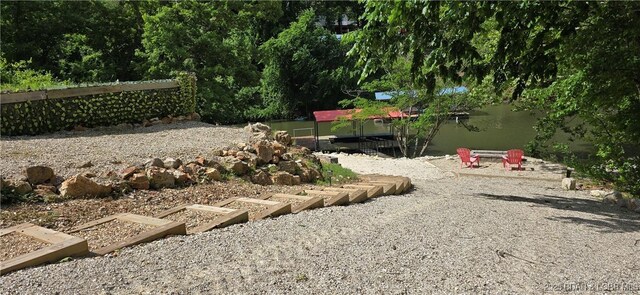 66 Old Shawnee Bend Rd, Sunrise Beach, MO 65079 - view of yard