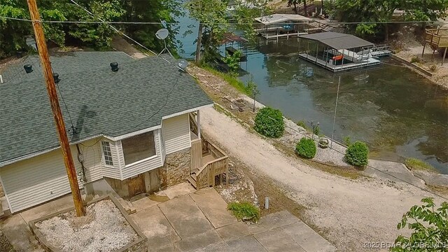 26587 Lake Front Ln, Rocky Mount, MO 65072 - view from above of property featuring a large body of water