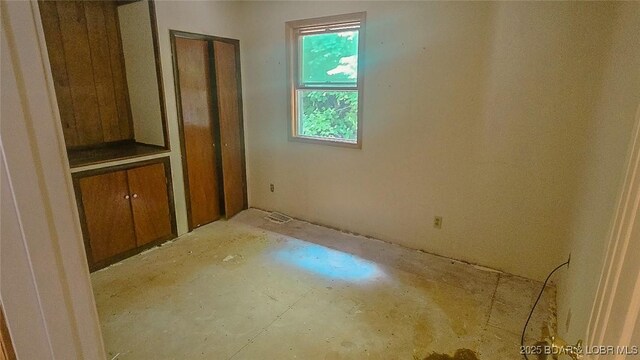 26587 Lake Front Ln, Rocky Mount, MO 65072 - view of unfurnished bedroom