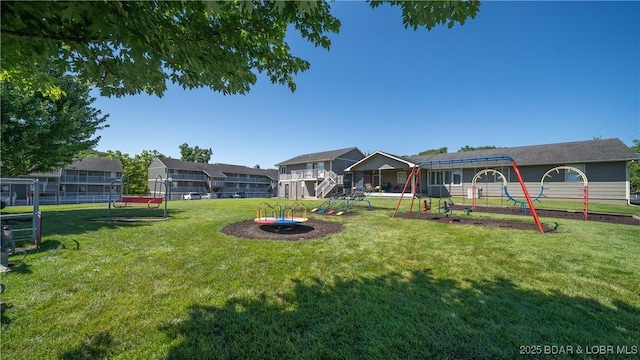 611 Lazy Days Rd Unit X-10, Osage Beach, MO 65065 - view of green lawn