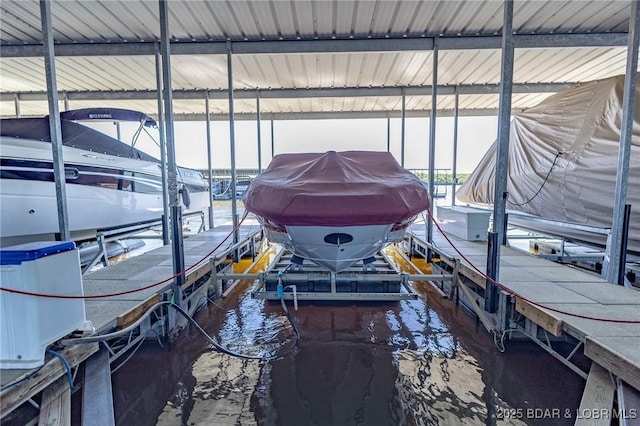 601 Park Place Dr Unit 2B, Kaiser, MO 65047 - dock area featuring boat lift