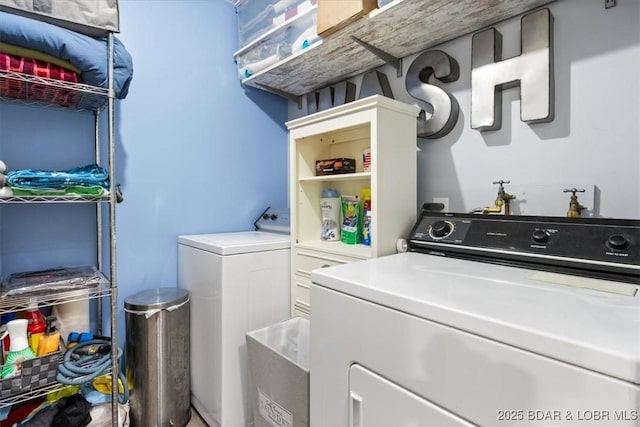 241 Shell Bay Cir Unit 1A, Linn Creek, MO 65052 - washroom with washing machine and dryer