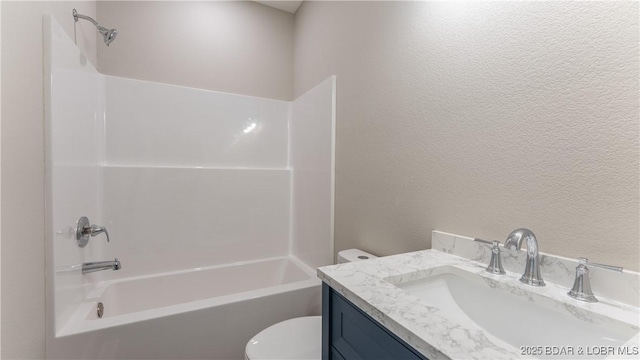 103 Primrose Ln, Camdenton, MO 65020 - bathroom featuring a textured wall, toilet, vanity, and shower / bath combination