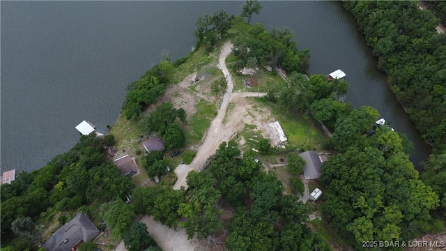 226 Chimney Rock Rd, Camdenton, MO 65020