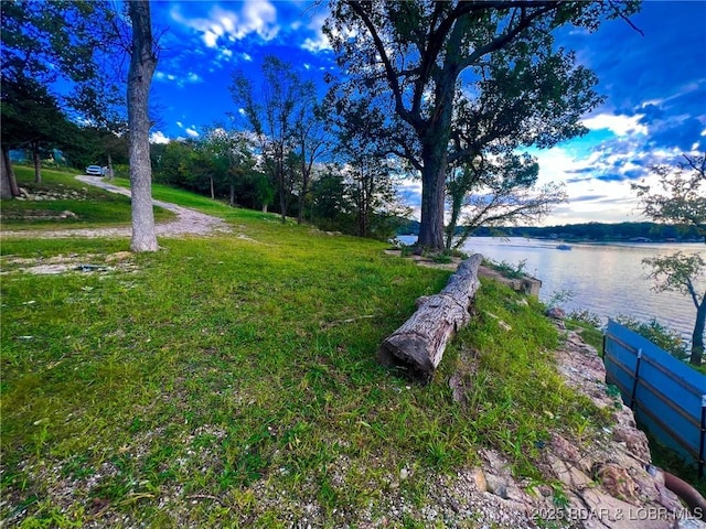 226 Chimney Rock Rd, Camdenton, MO 65020