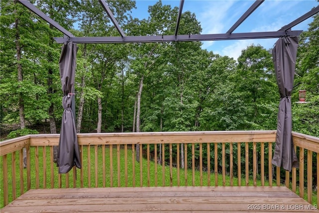 26770 Golden Beach Rd, Barnett, MO 65011 - deck featuring a yard