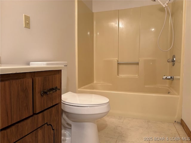 870 Jupiter Rd, Camdenton, MO 65020 - full bathroom with toilet, washtub / shower combination, and vanity