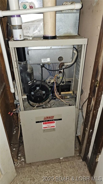 1501 Long Ln, Eldon, MO 65026 - view of utility room