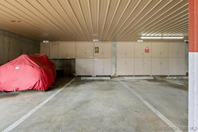 90 Falls Point Dr Unit 2C, Lake Ozark, MO 65049 - view of parking garage