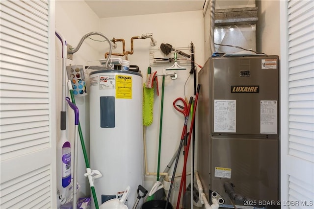 44 Emerald Bay Ct Unit 1B, Lake Ozark, MO 65049 - utilities with water heater and heating unit