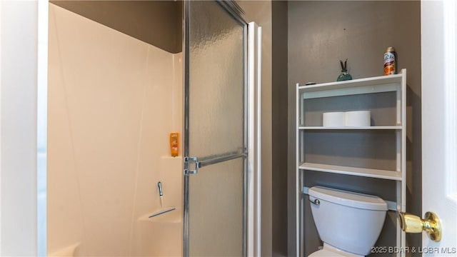 86 Henrys Way Unit 2A, Linn Creek, MO 65052 - full bath featuring a shower stall and toilet