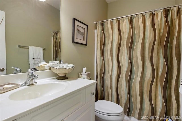 879 Great Ship St, Osage Beach, MO 65065 - full bathroom featuring vanity and toilet