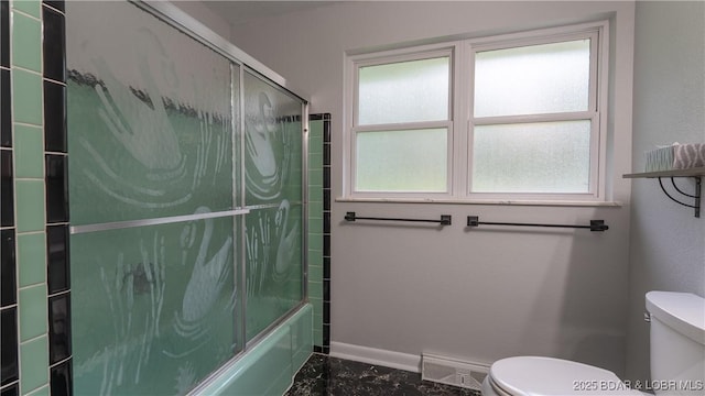 288 Oak Ridge Rd, Lake Ozark, MO 65049 - full bathroom featuring toilet, combined bath / shower with glass door, and baseboards