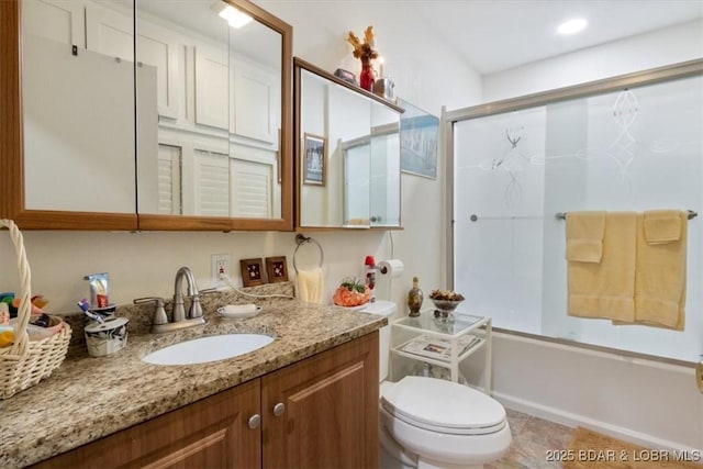 169 Kaanapali Dr, Roach, MO 65787 - full bathroom with vanity, bath / shower combo with glass door, and toilet