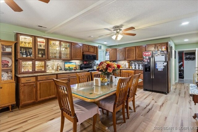169 Kaanapali Dr, Roach, MO 65787 - dining space with a ceiling fan, light wood-type flooring, a textured ceiling, and recessed lighting