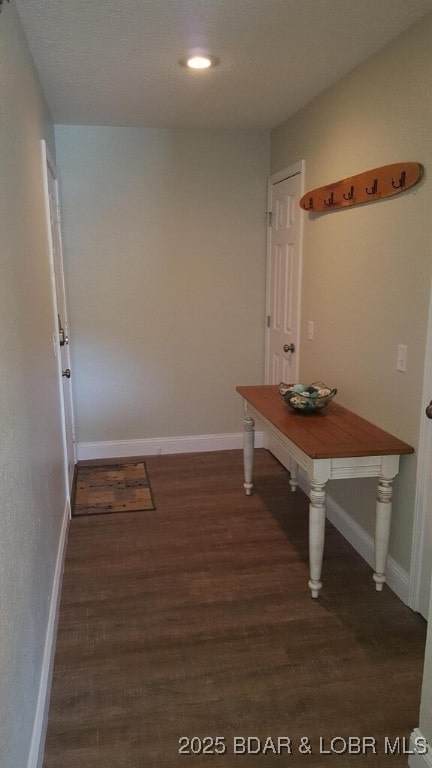 1481 Ledges Dr Unit 221, Osage Beach, MO 65065 - hallway with wood finished floors, baseboards, and recessed lighting